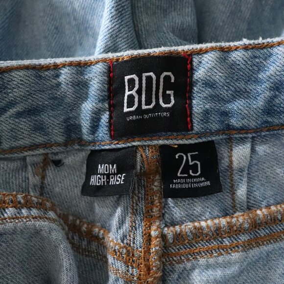 BDG Women's Sz 25 Blue Light Wash Mom High-Rise Skinny 5-Pocket Jeans - Picture 12 of 14